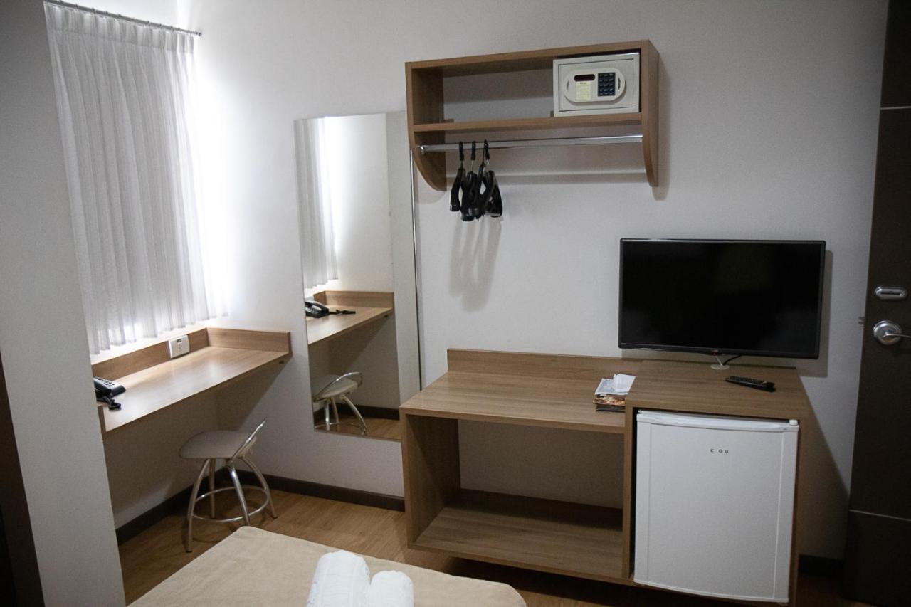 Maximus Business Hotel Ji-Paraná Екстериор снимка